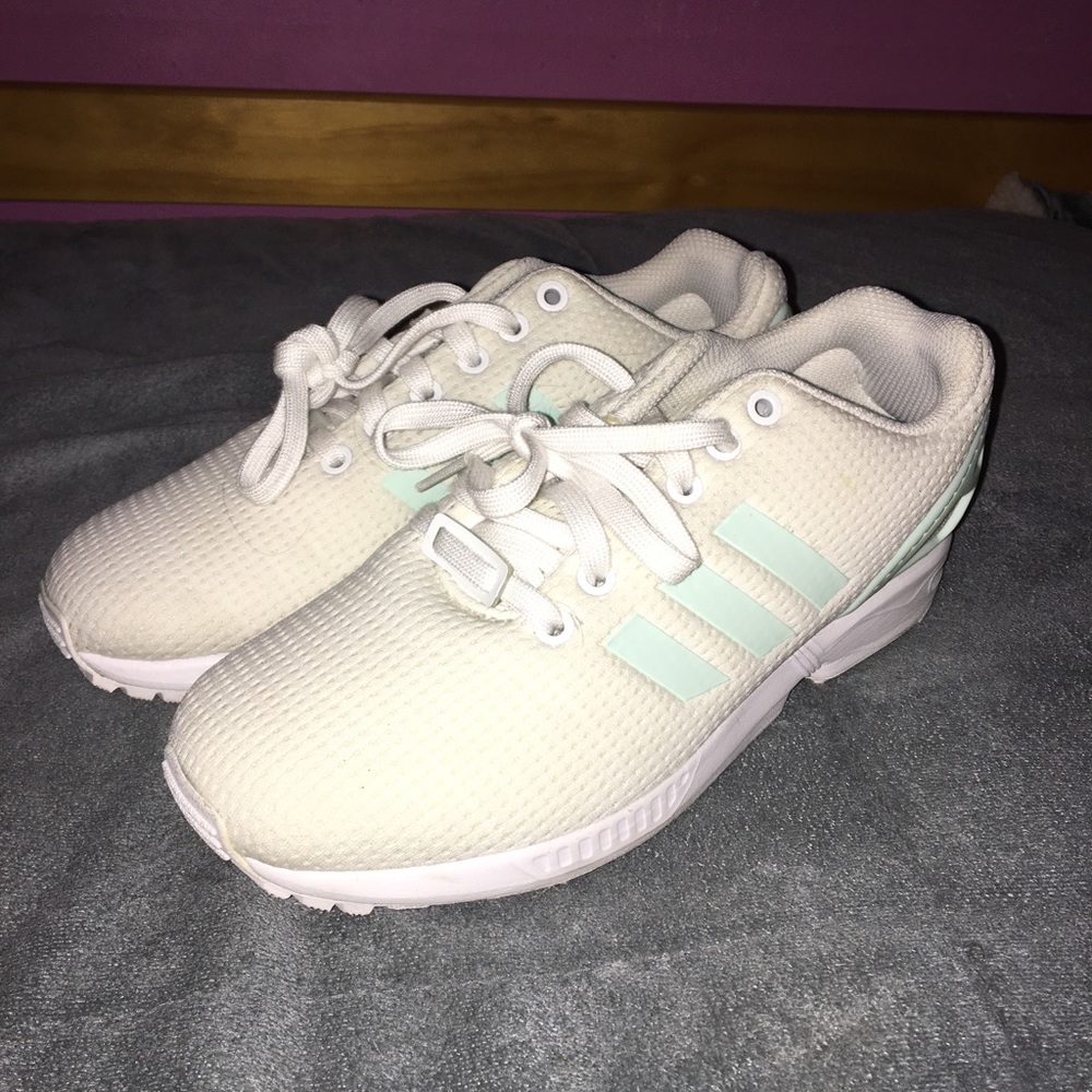 adidas Torsion White & Blue Sneakers